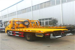 璧山附近拖车救援搭电